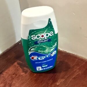 🌻4 for $10 NWT Crest Scope Outlast Fresh Mint Mouthwash 4.6 oz